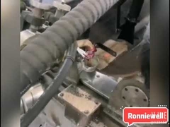 Boyuna aynı ve dairesel dikiş kaynağı içindeki küçük boru